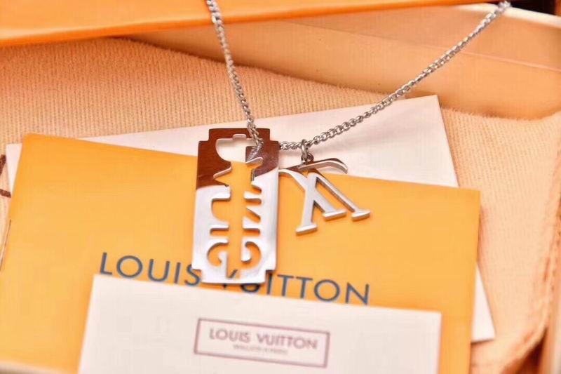 LV Necklace 03lyr508
